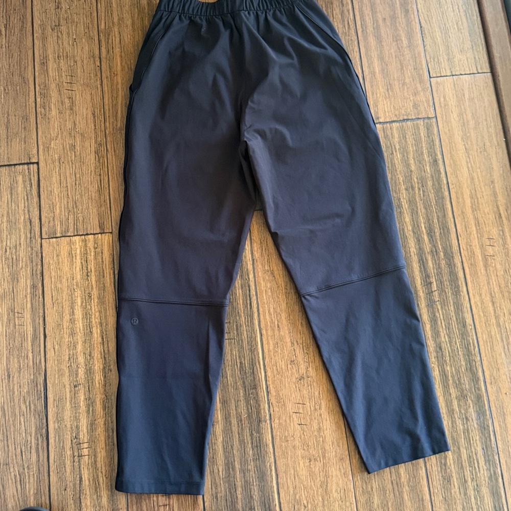 Lululemon Essential High Rise Trouser - Picture 4 of 7